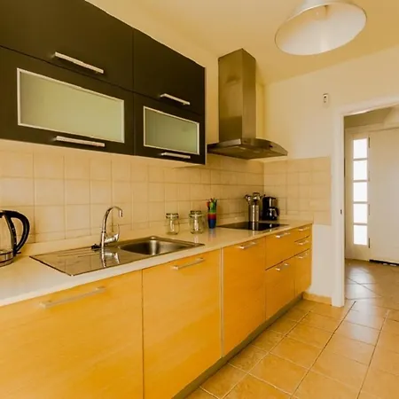 3-bed On Private Complex With Tennis Court Βίλα Πλάγια Μπλάνκα
