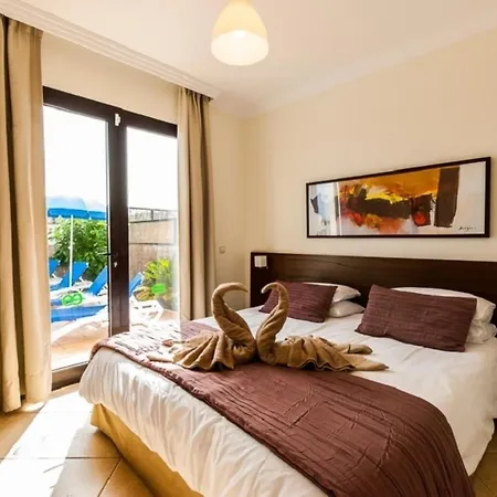 Villa 3-bed On Private Complex With Tennis Court Playa Blanca (Lanzarote)