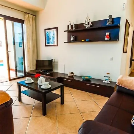 3-bed On Private Complex With Tennis Court Playa Blanca (Lanzarote)