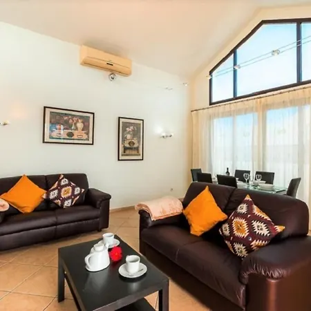 3-bed On Private Complex With Tennis Court Βίλα Πλάγια Μπλάνκα